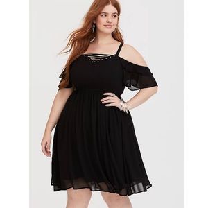 TORRID BLACK LATTICE CHIFFON MINI DRESS size 1 NWT